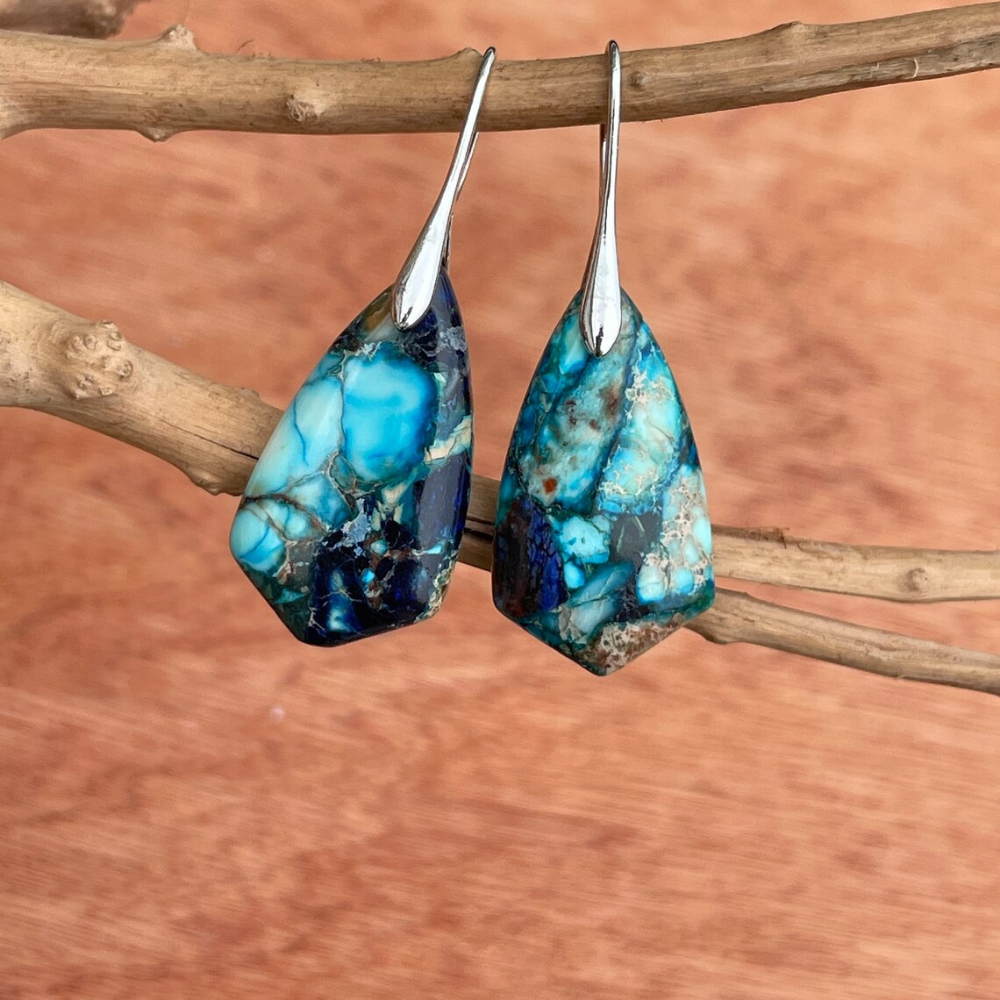 Anneliese imperial earrings - natural stone in shades of blue