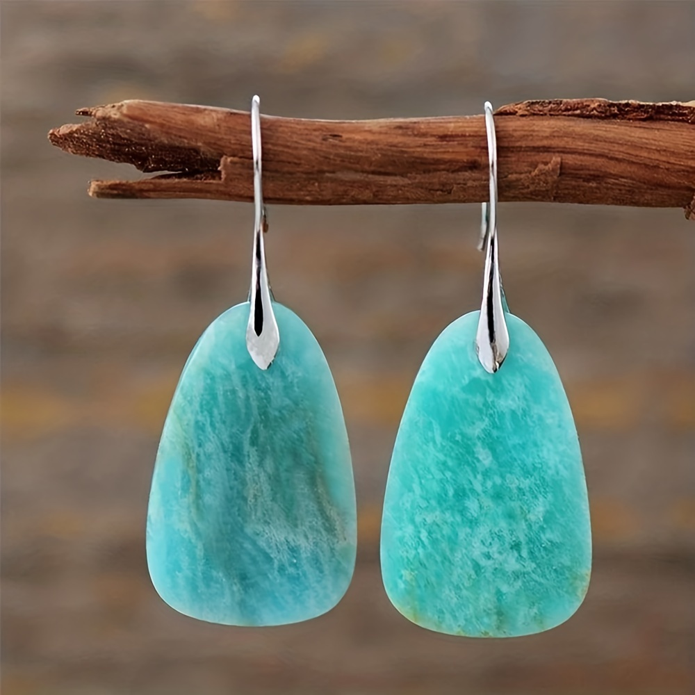 Ottilia glitter earrings - natural jade stone