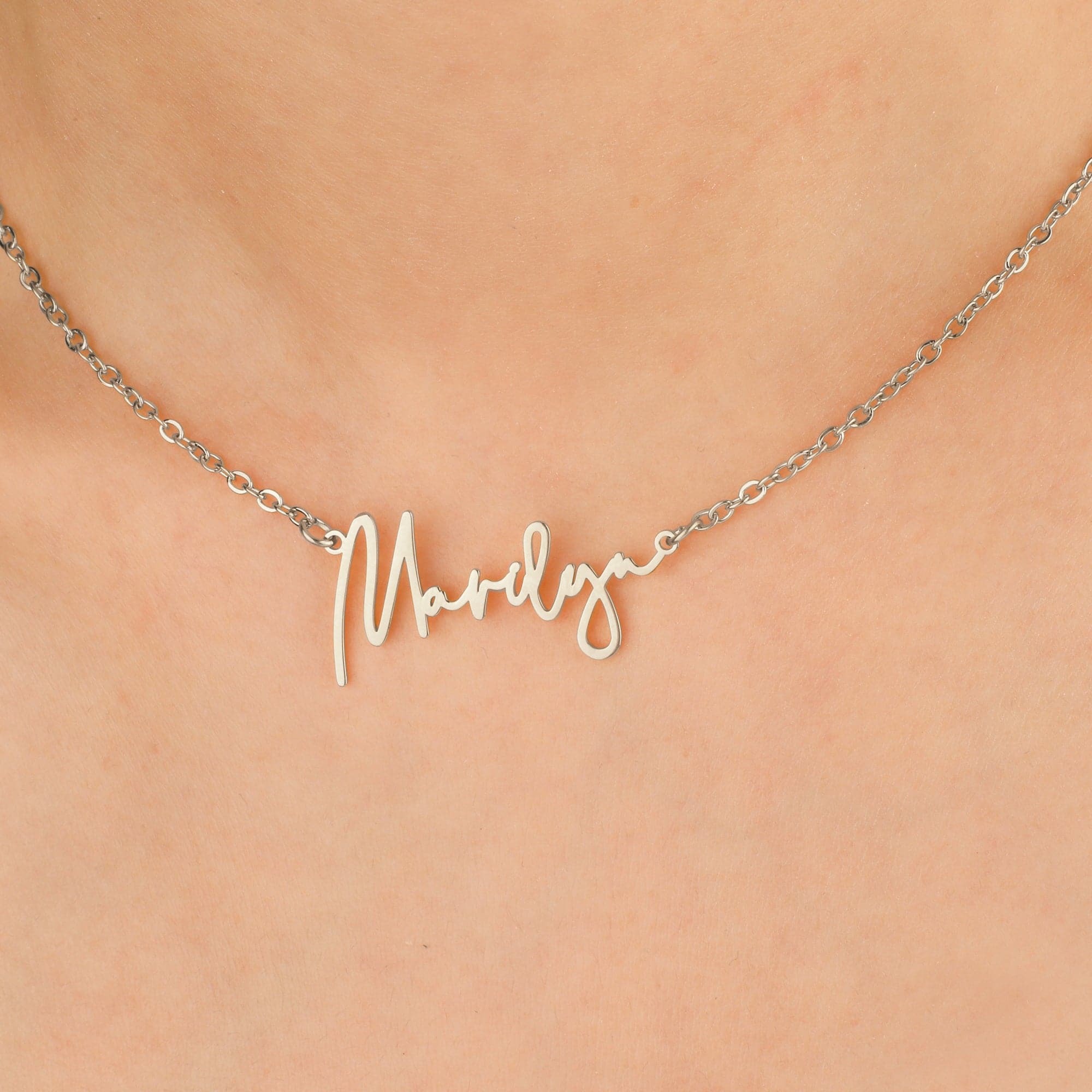 Monroe Name Necklace